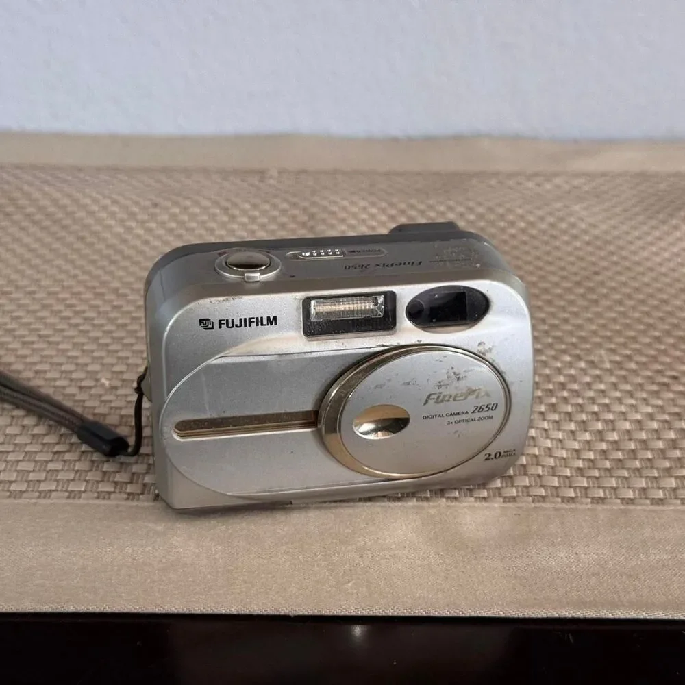 Fujifilm Finepix 2650 Vintage Digital Camera